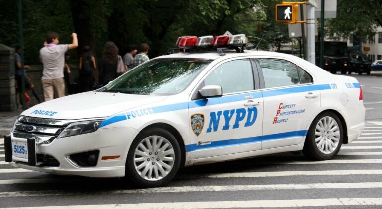 Nypd Ford Fusion Police Car Code 3 Garage