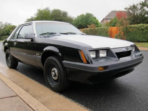 Restoring A Texas DPS (M6-307) 1986 SSP Ford Mustang - Code 3 Garage