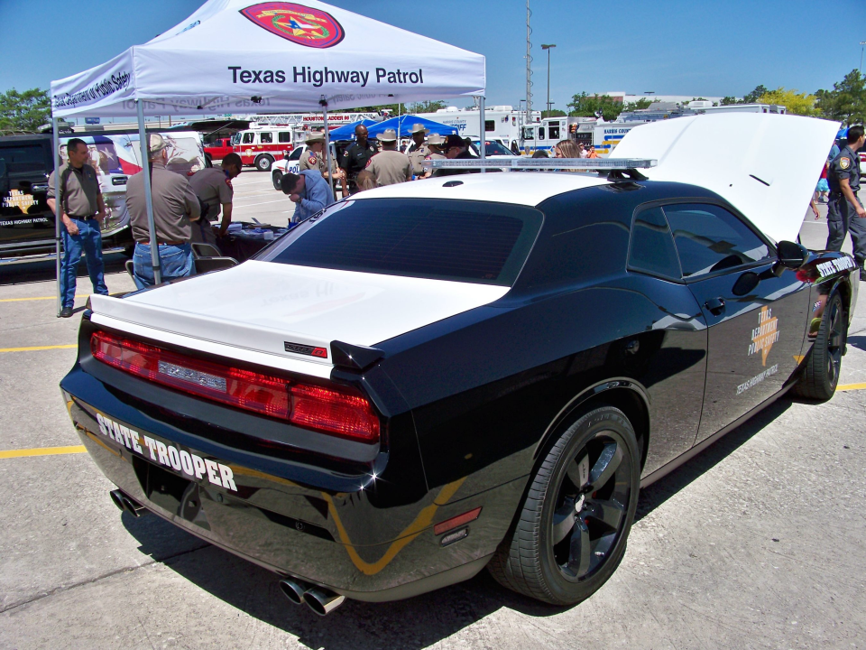 Texas Highway Patrol 2013 Dodge Challenger Code 3 Garage 7654