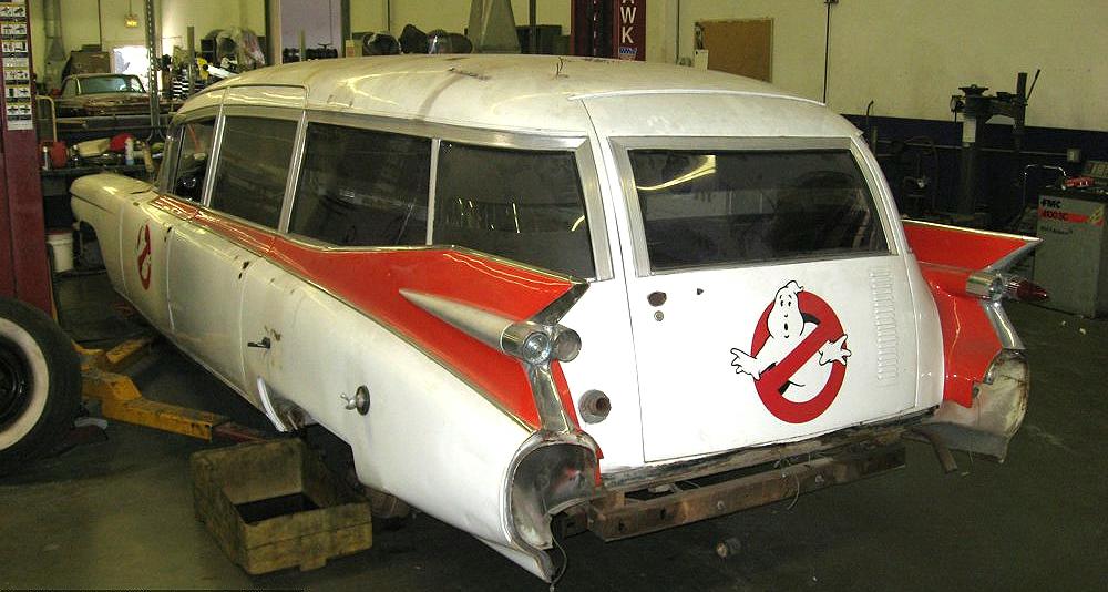 ecto 1 car