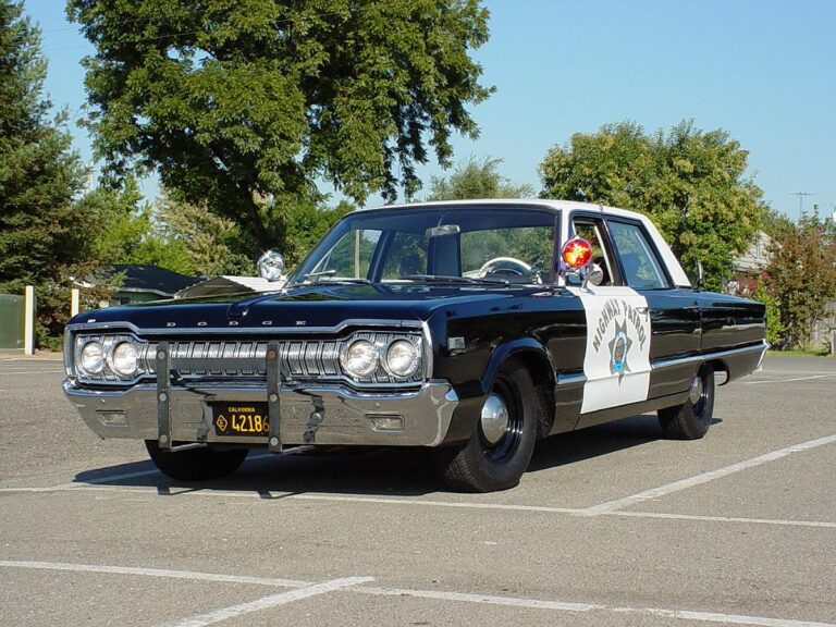 1965-1973 Dodge Polara Police Car - Code 3 Garage