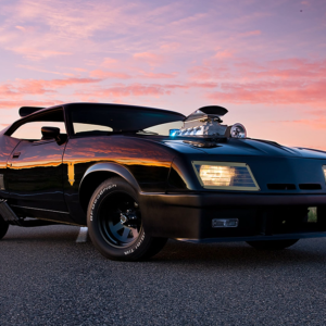 Mad Max V8 Interceptor - Code 3 Garage